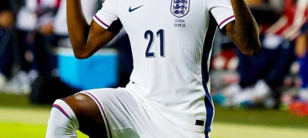 RAYBET-包含姆巴佩回归赛场，逆转首场状态亮眼，中国队观众沸腾！的词条