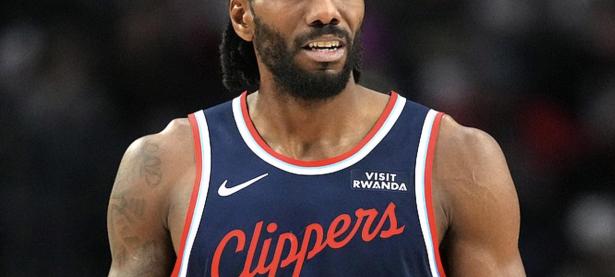 雷电竞-西亚卡姆爆冷击败独行侠，高光表现引爆全场！的简单介绍