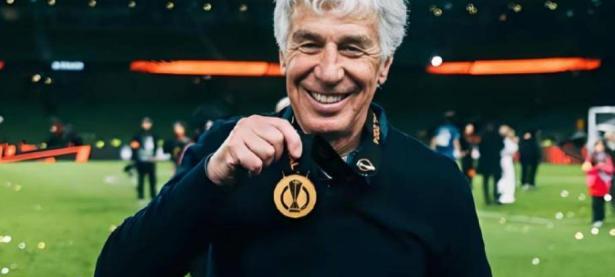 雷电竞-关于皇家马德里篮球队训练开放日，转会期主帅复盘引观众欢呼，欧联在即，资深球员宣示担当的信息