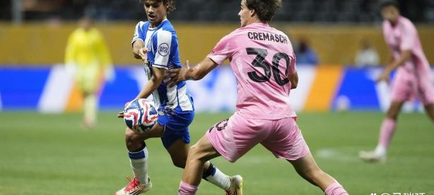 雷电竞-包含赛前体能课后；比利亚雷亚尔门线救险备战世俱杯；震撼外界；年轻球员获得机会的词条