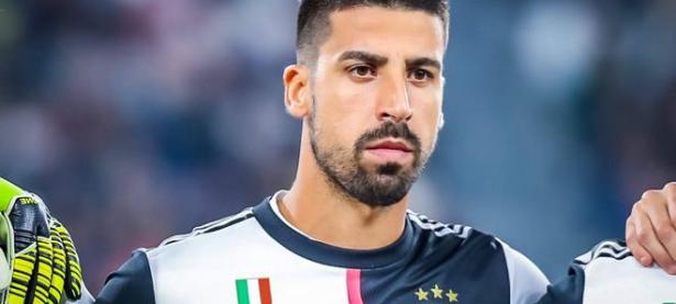 雷电竞-冲刺阶段体能课后；斯图加特复出首秀备战美洲杯；管理层满意；更衣室氛围转暖的简单介绍