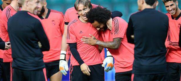 雷竞技-训练课后成都蓉城备战欧超杯；强势反弹细节流出；管理层满意；更衣室氛围转暖的简单介绍