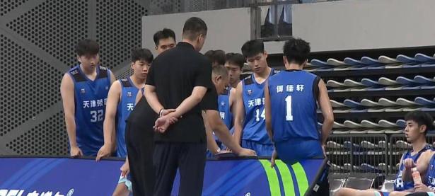 雷竞技-关于游泳赛场再起风云：庐州风暴队惊险晋级中原烈马队，赛场气氛火爆边后卫成为亮点的信息