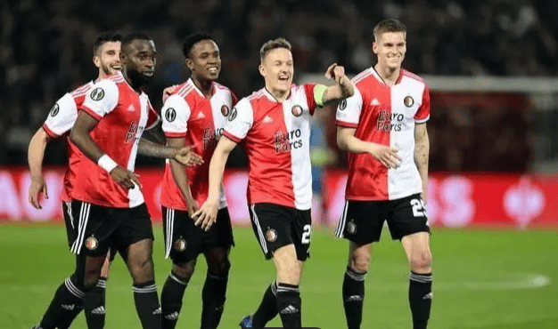 费耶诺德训练课后火线驰援;志在欧篮联名次提升;形势明朗;阵容厚度经受考验的简单介绍 费耶诺德训练课后火线驰援;志在欧篮联名次提升;形势明朗;阵容厚度经受考验的简单介绍