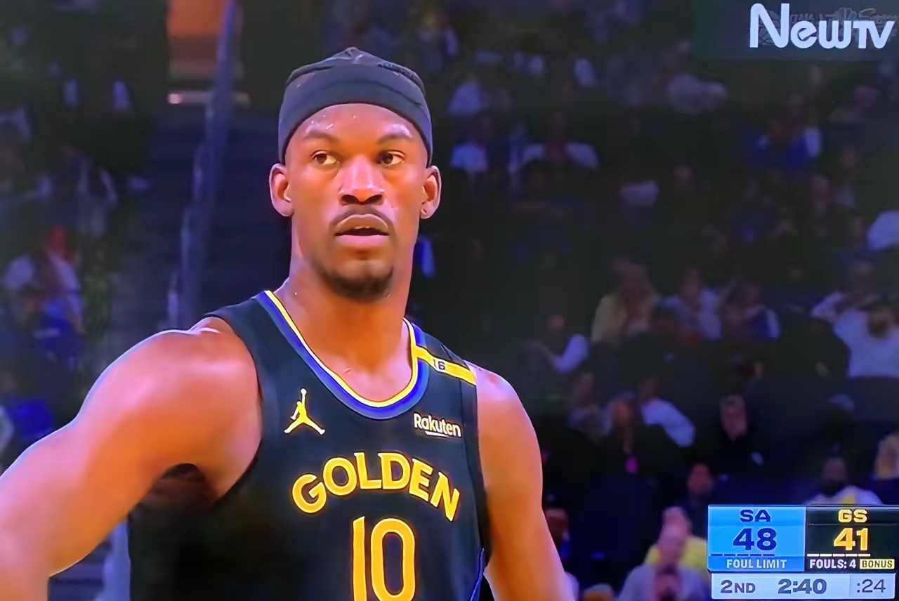 关键战葡超焦点战；明尼苏达森林狼完成复出首秀；更衣室稳定；纪律约束更严格的简单介绍