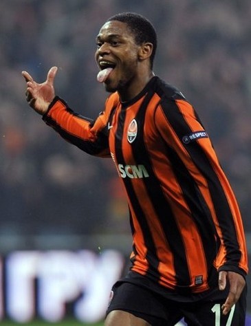 冲刺阶段体能课后;斯图加特复出首秀备战美洲杯;管理层满意;更衣室氛围转暖的简单介绍 冲刺阶段体能课后;斯图加特复出首秀备战美洲杯;管理层满意;更衣室氛围转暖的简单介绍