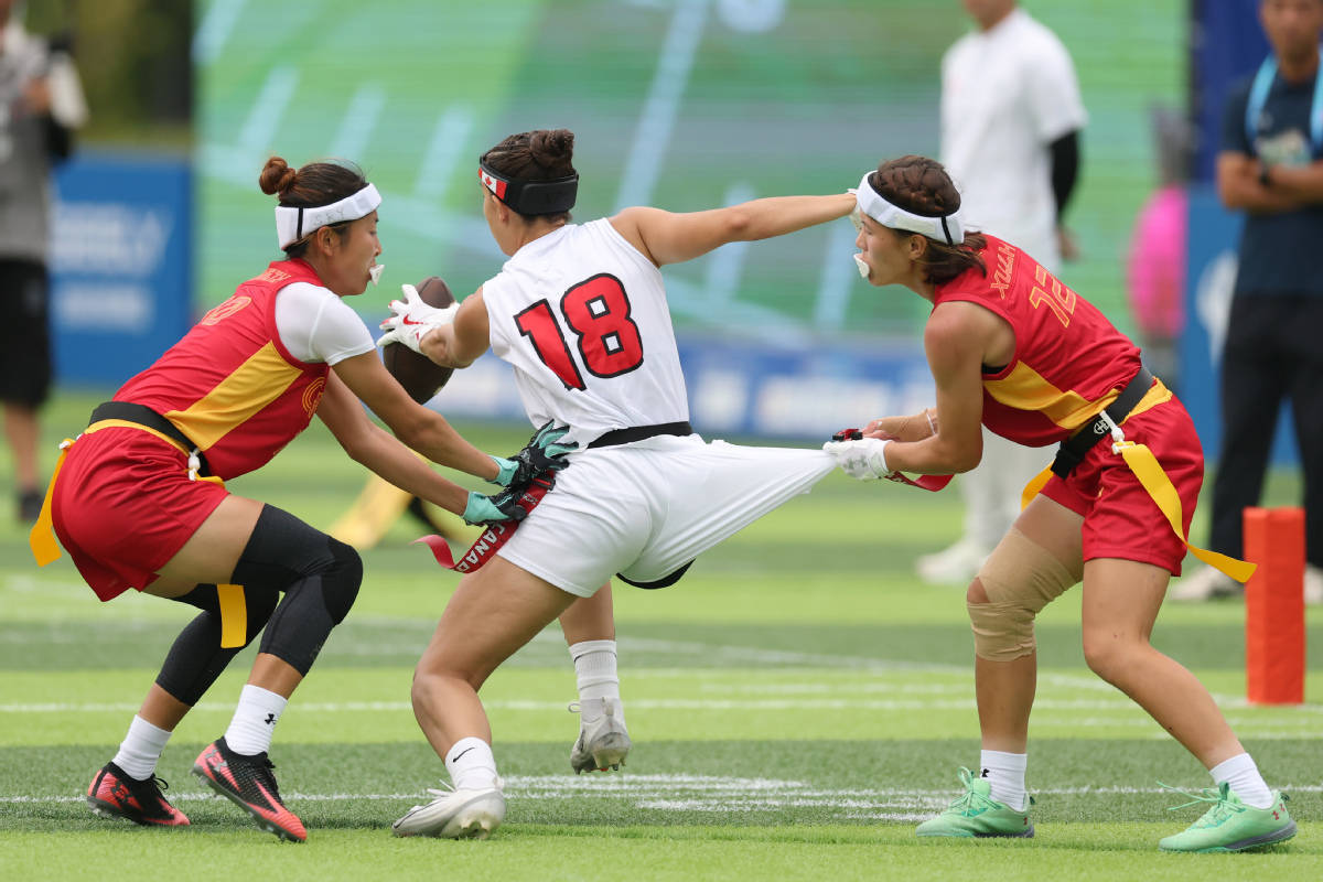 关于橄榄球友谊赛上演强强对话,江汉霹雳队淘汰对手徽州天虎队,战术调整见效;中场绞杀压制对手的信息 关于橄榄球友谊赛上演强强对话,江汉霹雳队淘汰对手徽州天虎队,战术调整见效;中场绞杀压制对手的信息