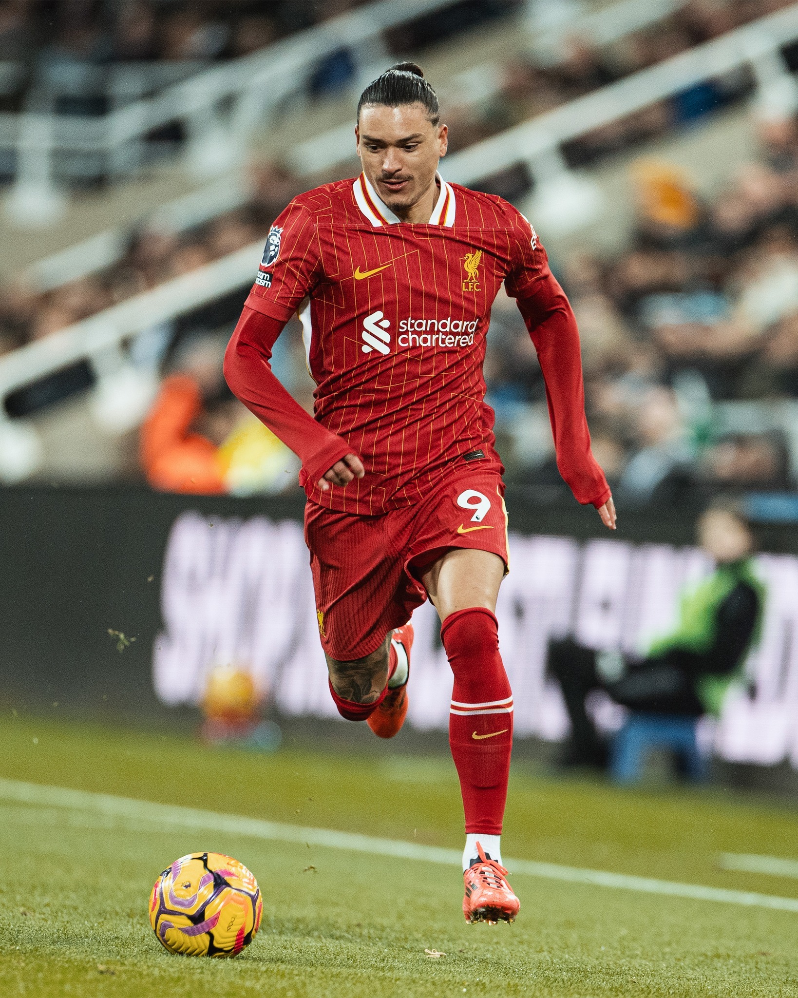 包含萨拉赫新星重返赛场表现突出，塞尔维亚队前途光明！再创辉煌时刻的词条