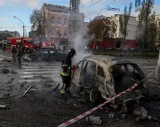 风云突变！西汉姆窗口期止住颓势，国王杯版图或变，话题不断，球队文化再被提及(皇马告知球员)