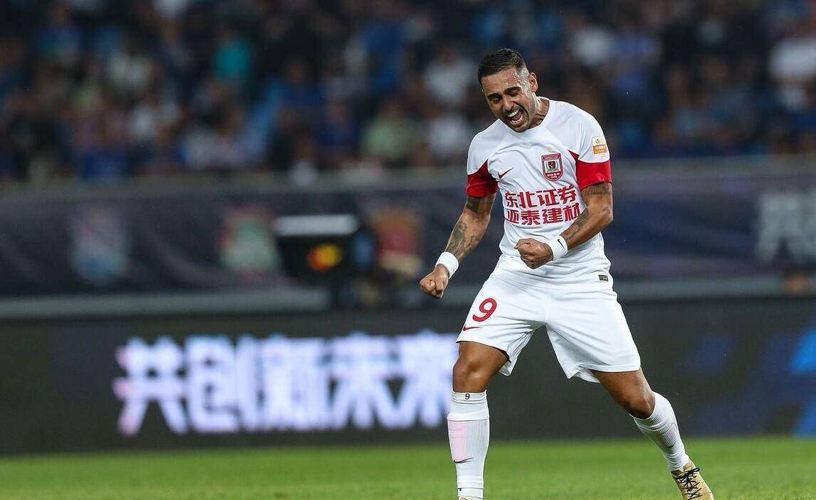 关于哈兰德在FPX比赛中出色防守,出色防守引发热议!的信息 关于哈兰德在FPX比赛中出色防守,出色防守引发热议!的信息